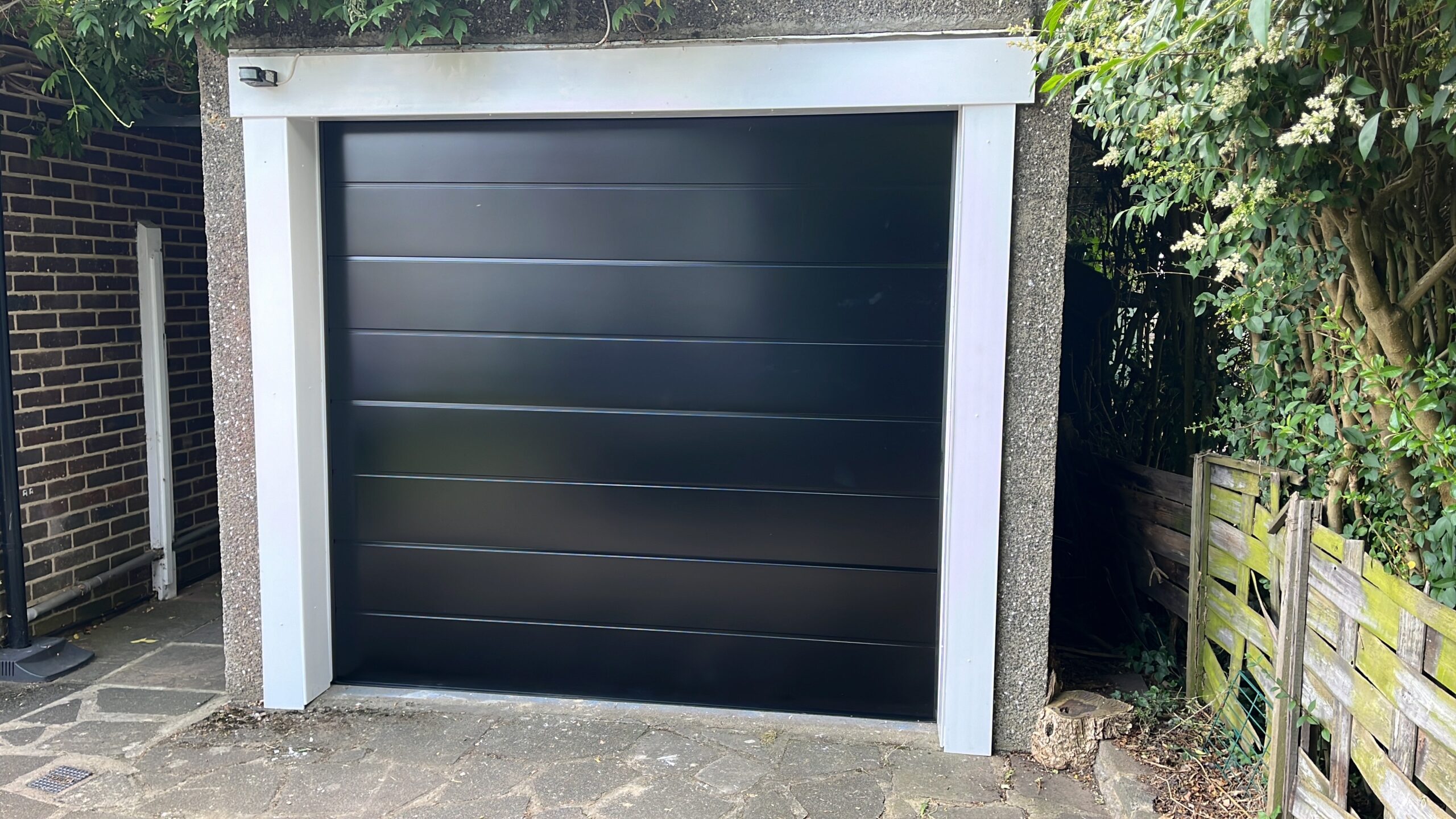 Large Rib Smooth Sectional